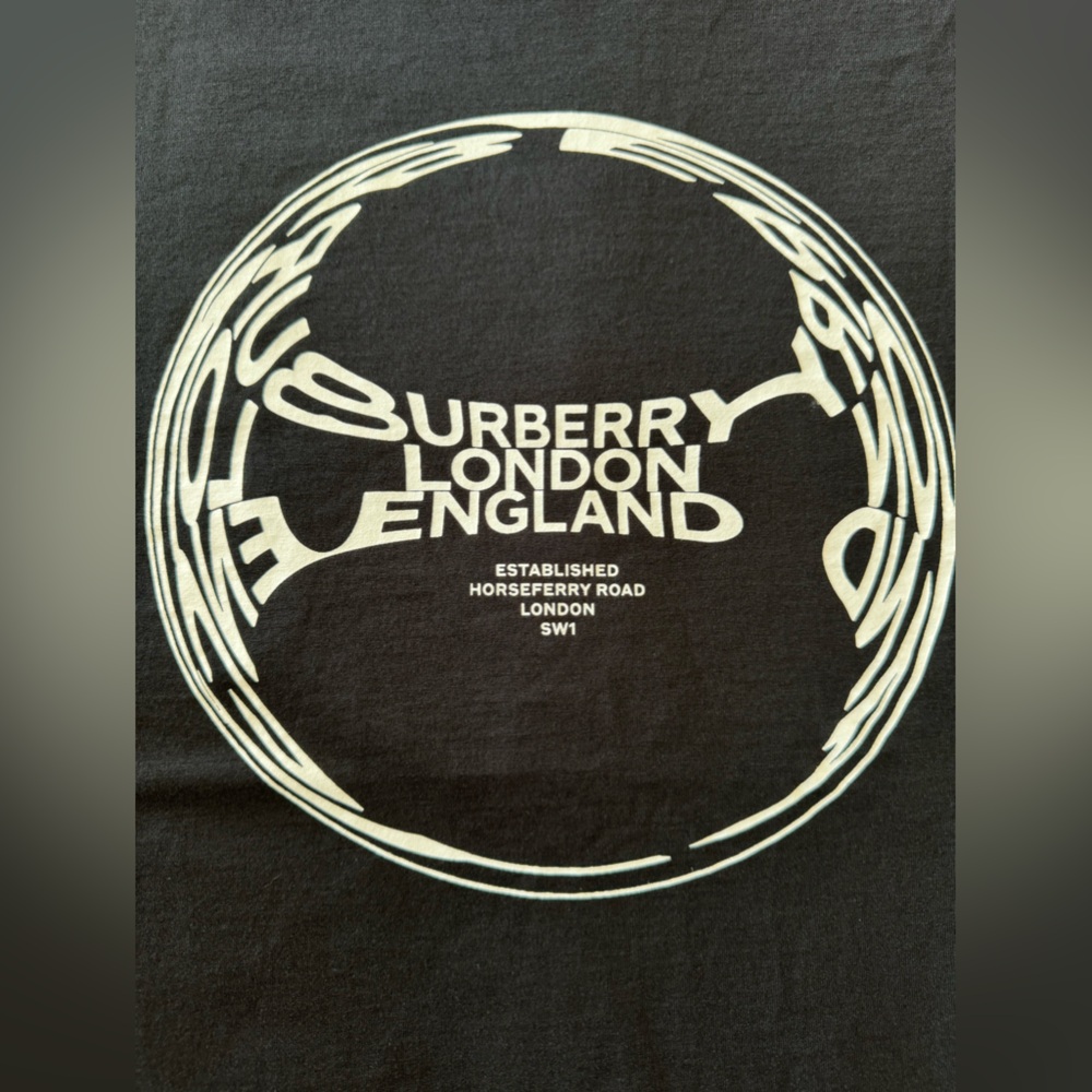 BURBERRY Tshirt Fisheye capsule collection